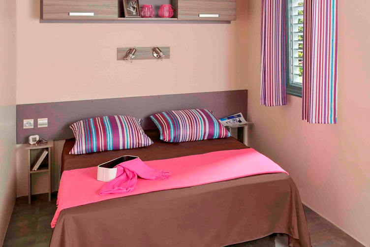 Tarifs 2 chambre d'un mobil-home à Rochefort