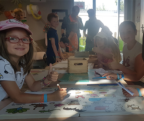 Animations enfants et soirées 16 club-enfant-dessin
