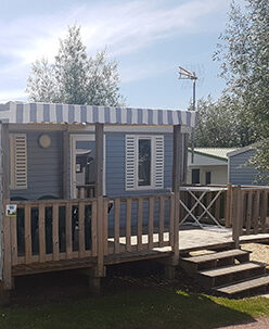 Village Vacances Le Lagon de la Prée**** 11 Lodge du camping de Rochefort